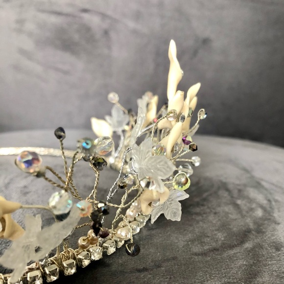 Vintage Handmade Tiara 👸🏼 - Picture 7 of 13